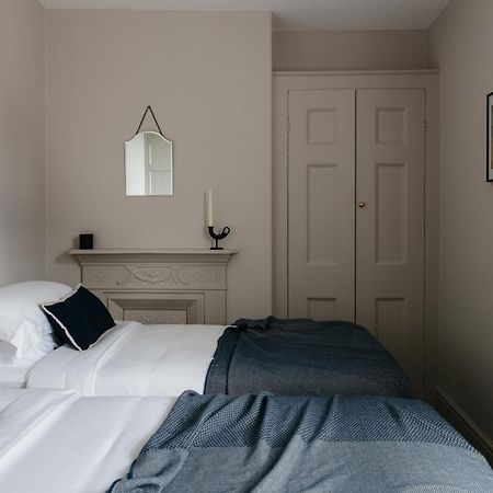 The Curator'S Apartment - Spacious 2 Bedrooms Bath Eksteriør billede